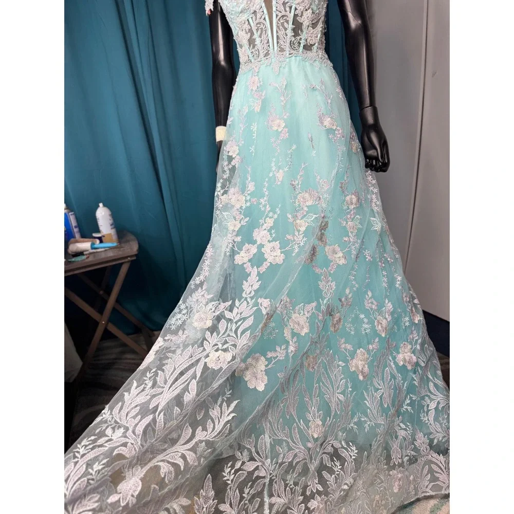 Morrell Maxie Size 4‎ Aqua White Floral Lace Off Shoulder Formal Gown - Picture 6 of 16